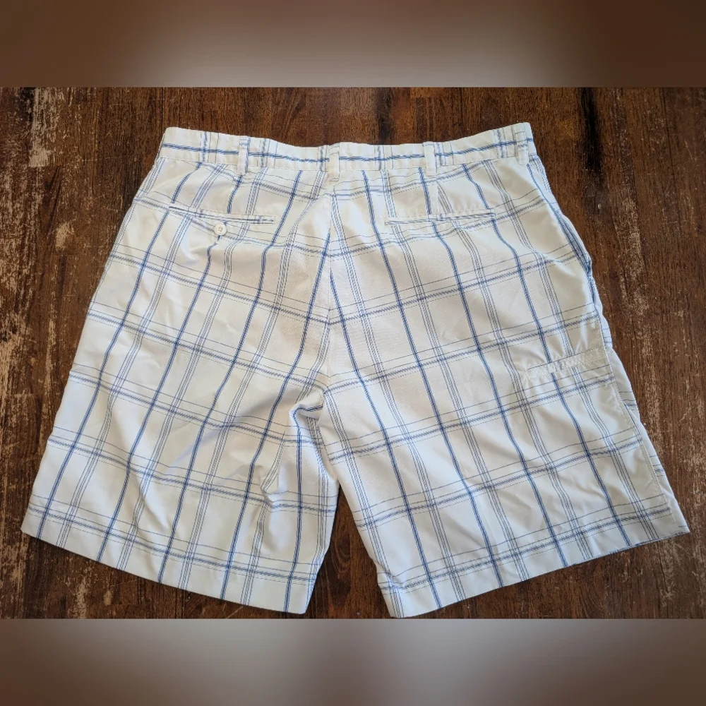 Champions Tour Plaid Good Shorts White & Blue Men's Size 38 Used W Pockets Golf
